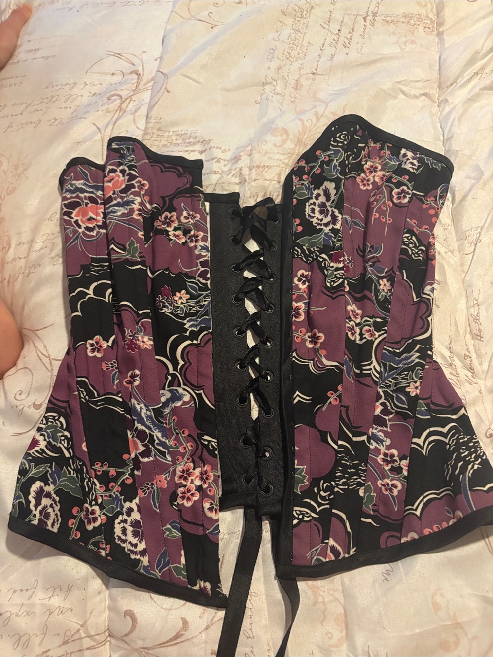 Floral Lace-Up Corset Bustier in Purple & Black. Asian flare. Authentic 2000’s